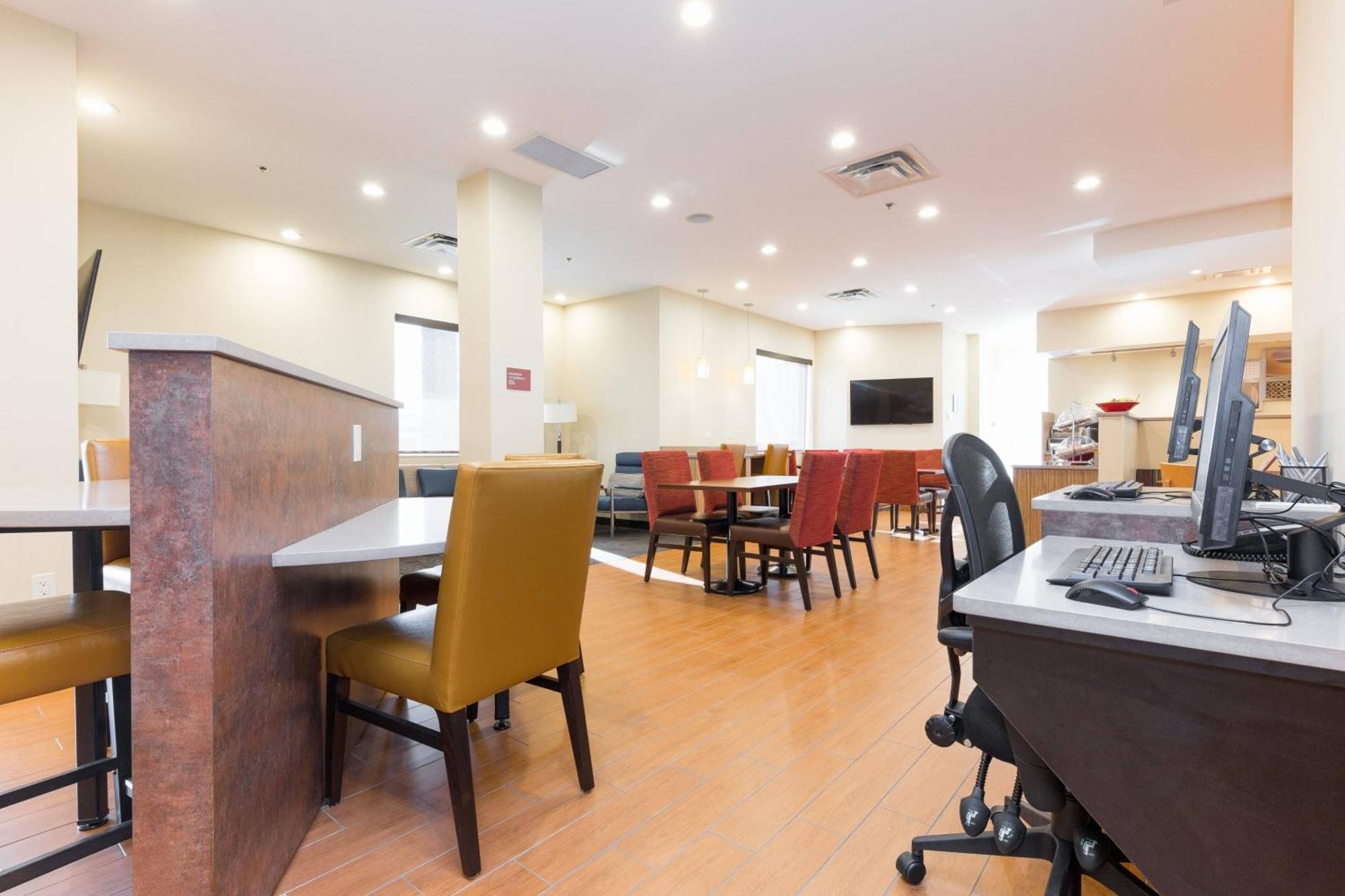 Towneplace Suites By Marriott Edmonton South Dış mekan fotoğraf