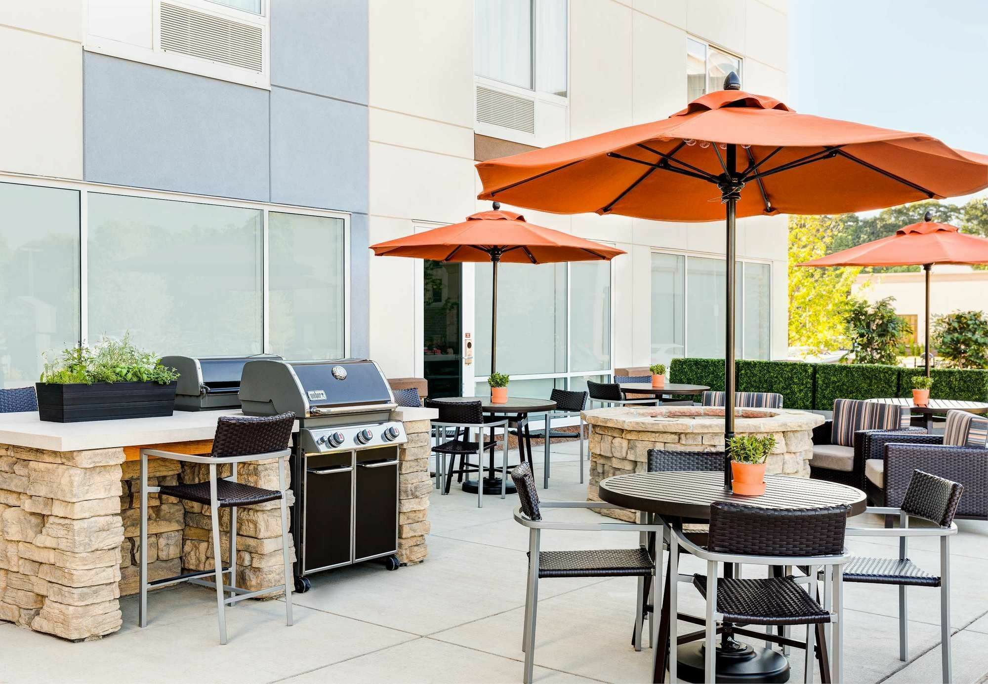 Towneplace Suites By Marriott Edmonton South Dış mekan fotoğraf