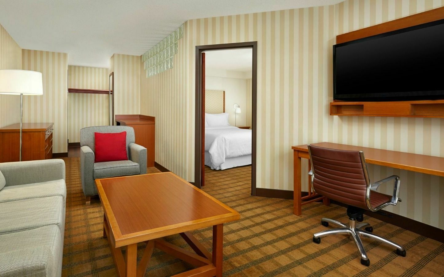 Towneplace Suites By Marriott Edmonton South Dış mekan fotoğraf